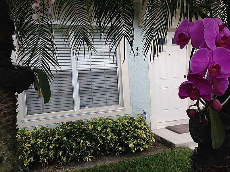 1st image of 44 Key West Ct