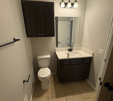 3rd image of 1707 NW 22nd St