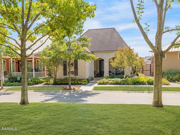 2nd image of 107 Elysian Fields Dr