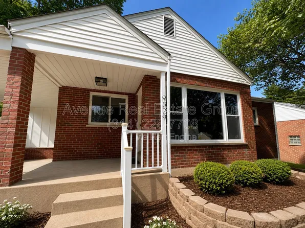 9529 Lodge Pole Ln, Saint Louis, MO 63126