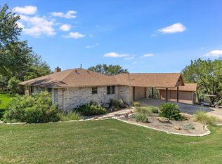 3304 Blue Lake Dr., Horseshoe Bay, TX 78657