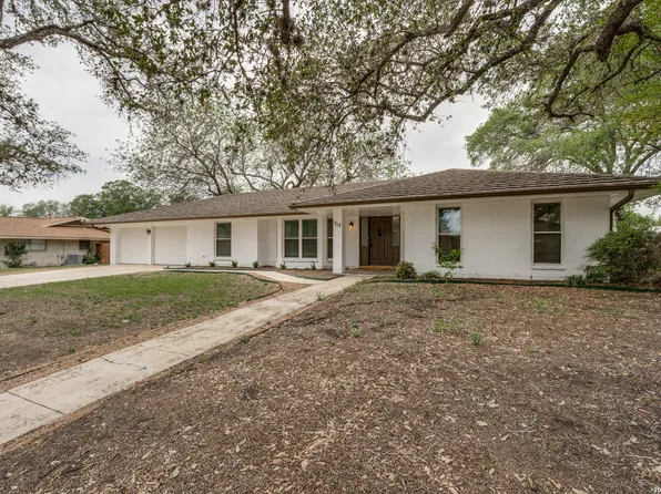 517 BALFOUR DR, Windcrest, TX 78239