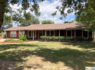 1321 Oliver Rd, Victoria, TX 77904