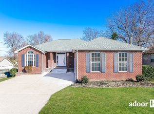 238 Lake Forest Dr, La Vergne, TN 37086