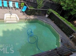 1563 Cooks Pond Dr, Powder Springs, GA 30127