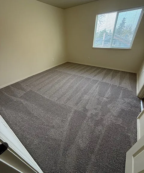 3921 SW 182nd Pl — Photo 13