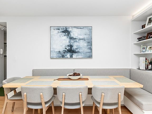 5th image of 90 La Salle St APT 13A