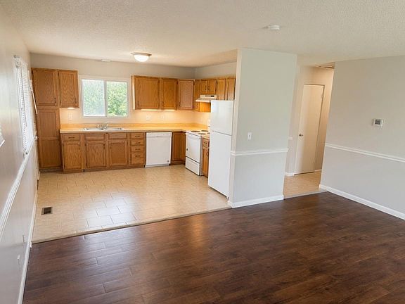 2nd image of 7027 SW Lario Ln #7027