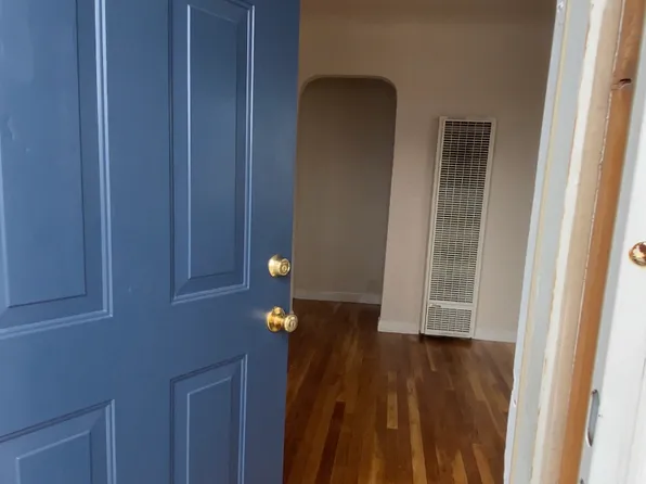 509 10th St SW, Albuquerque, NM 87102