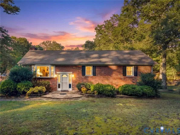 8251 Old Roxbury Rd, Quinton, VA 23141
