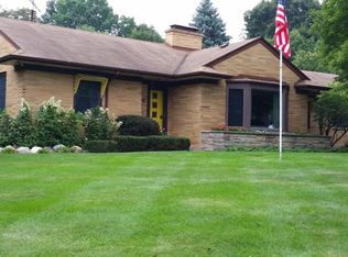 2840 Plainfield Ave NE, Grand Rapids, MI