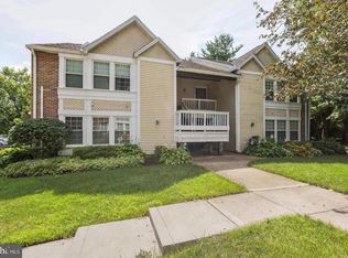 3412 Lakeside View Dr #12-1, Falls Church, VA 22041