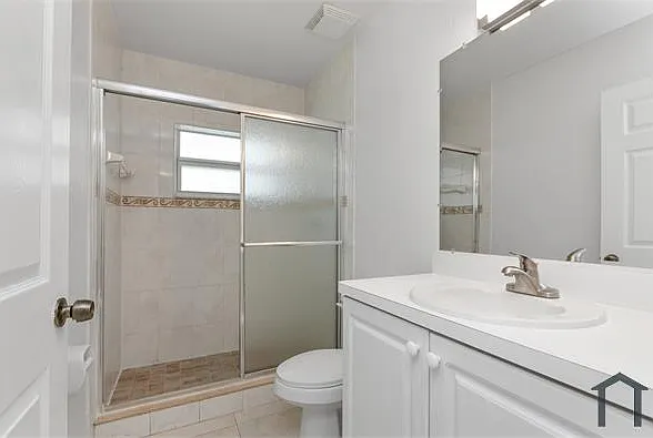 22 SW 6th St #1 — Photo 20