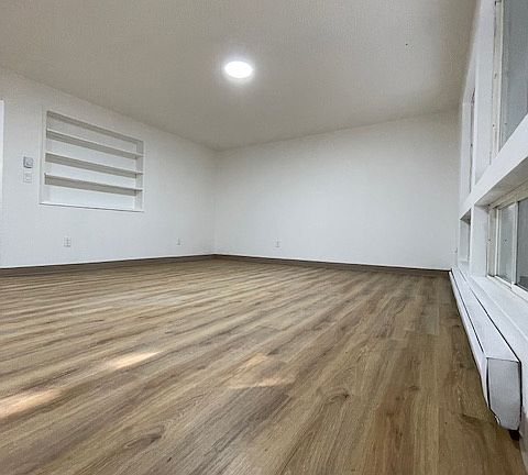 3rd image of 545 Bellevue Way SE APT 16
