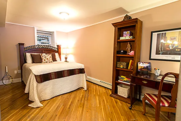 Sold by Aguayo & Huebener Brooklyn | media 9