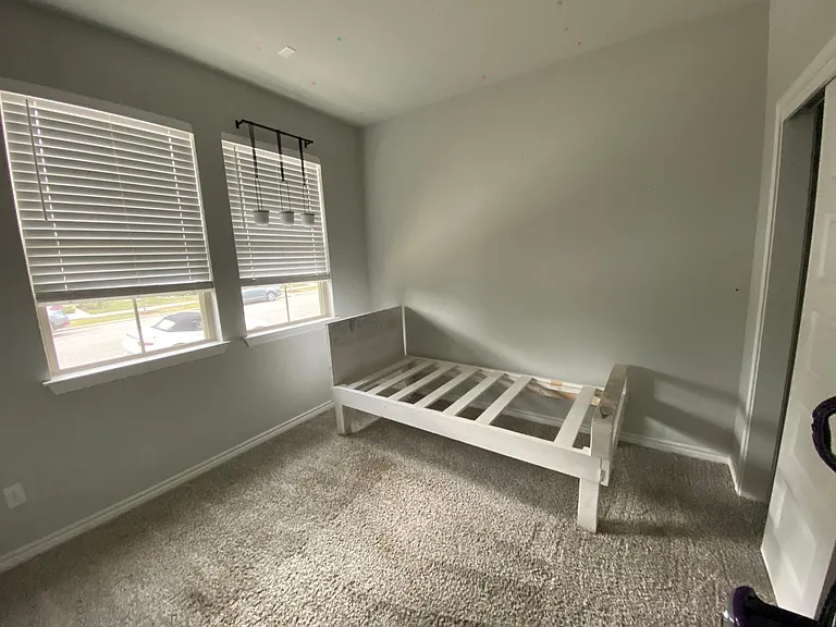 1740 Artesian Springs Xing — Photo 9