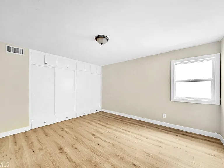 406 Jasmine Ave — Photo 16