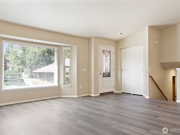 3rd image of 5709 125th Street SE