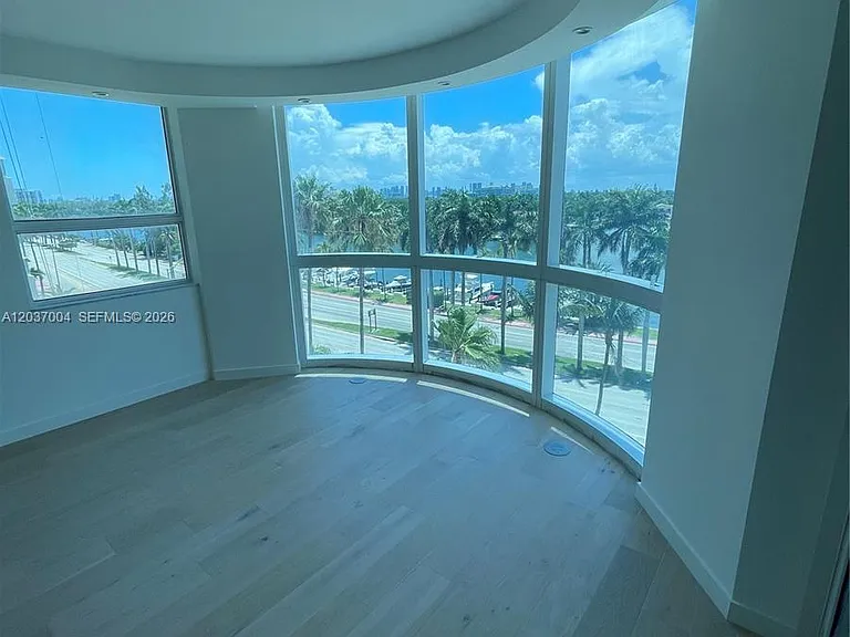 5025 Collins Ave #601 — Photo 13