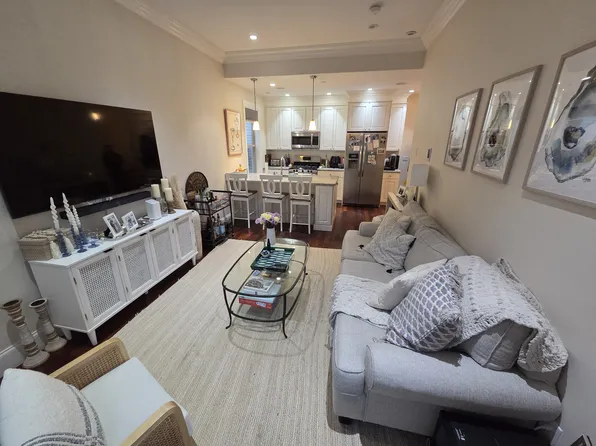 122 Marine Rd #2, South Boston, MA 02127