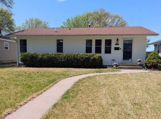 317 Melville Ave, West Burlington, IA 52655