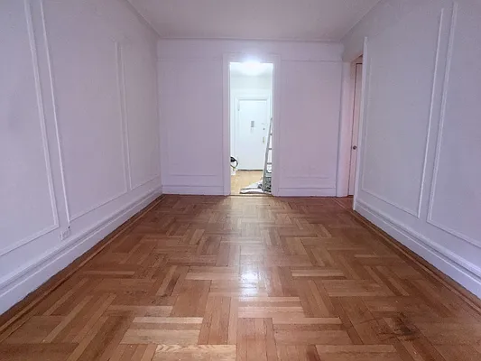 Rented by Sovereign Associates | media 7