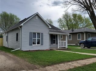 829 S 7th Ave, Winterset, IA 50273