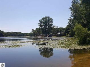8796 Otterside Dr, Farwell, MI 48622