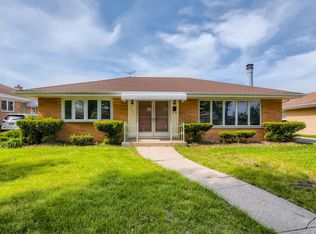 7248 W Breen St, Niles, IL 60714