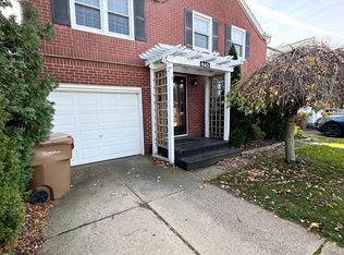 645 Cleveland Dr, Cheektowaga, NY 14225