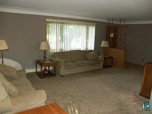 3rd image of 2225-2227 Hughitt Ave