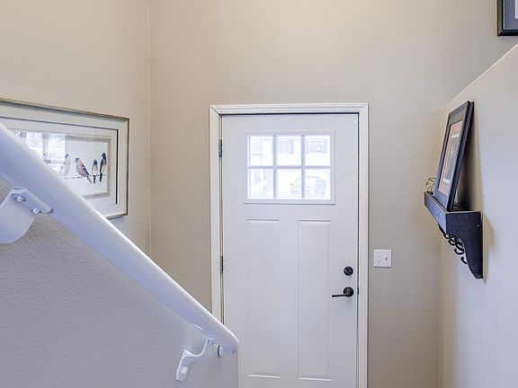 3rd image of 3211 Wilhelminia Dr