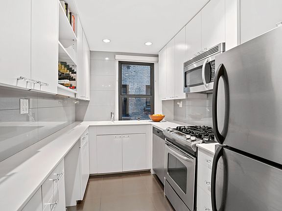 4th image of 151 E 83rd St APT 2F