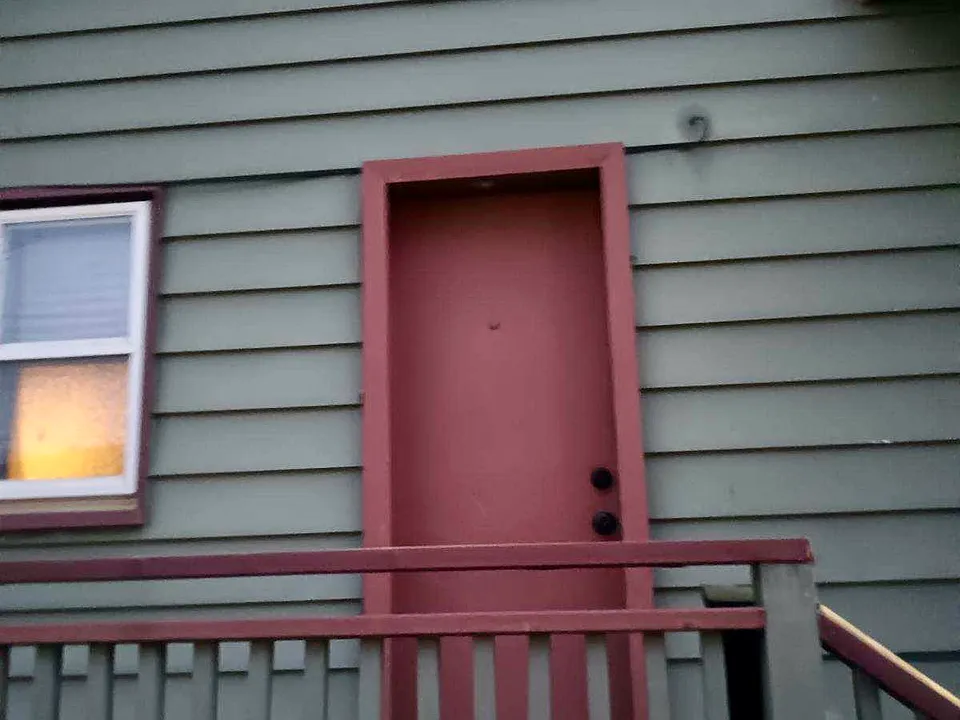 Private Side Entry