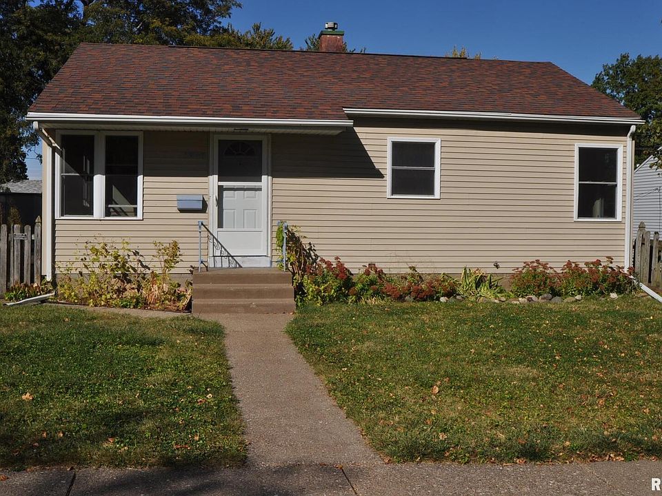 1st image of 1640 W Columbia Ave