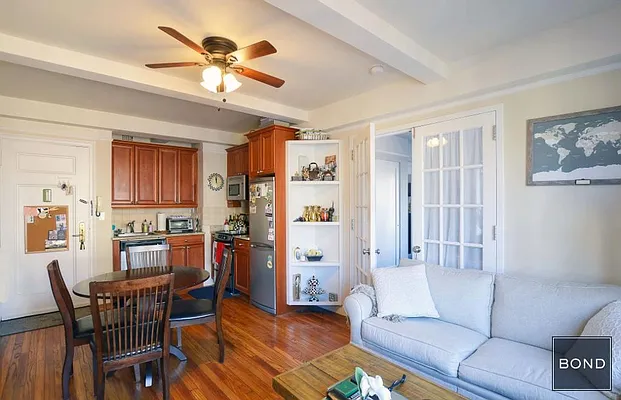 Sold by Bond New York | media 1