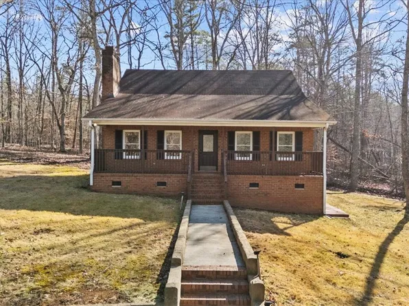 655 Ambler School Rd, Pickens, SC 29671