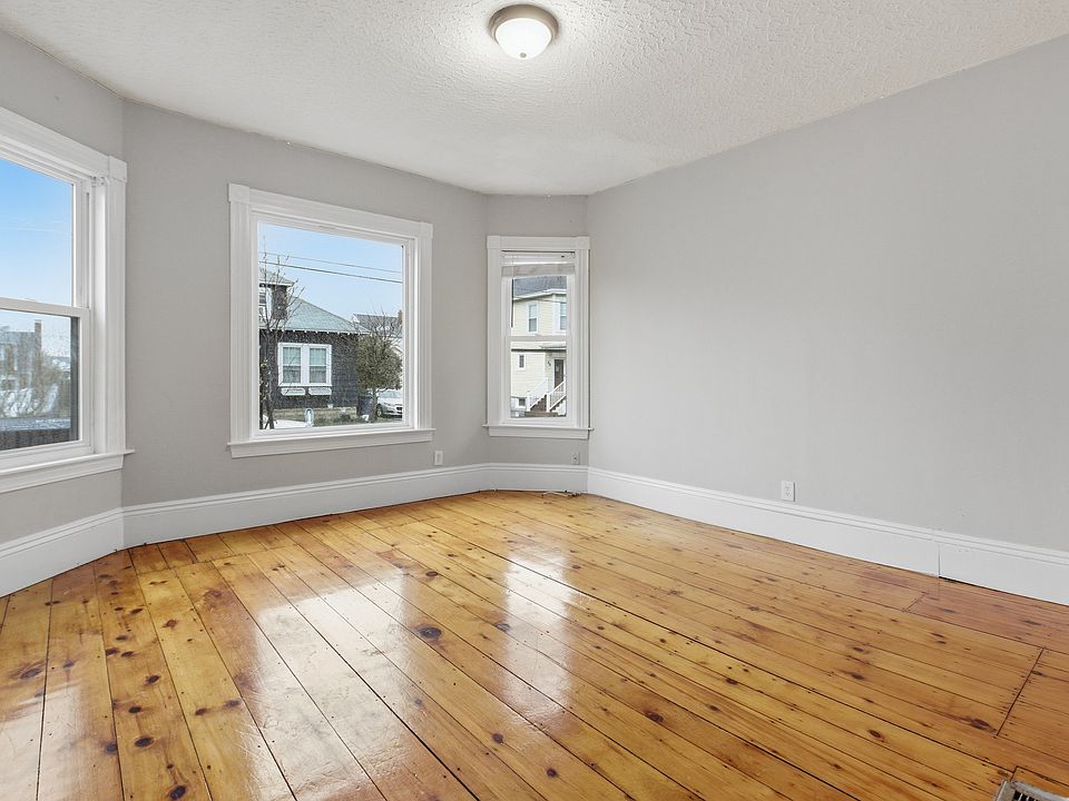 1st image of 35 Oakland St #1