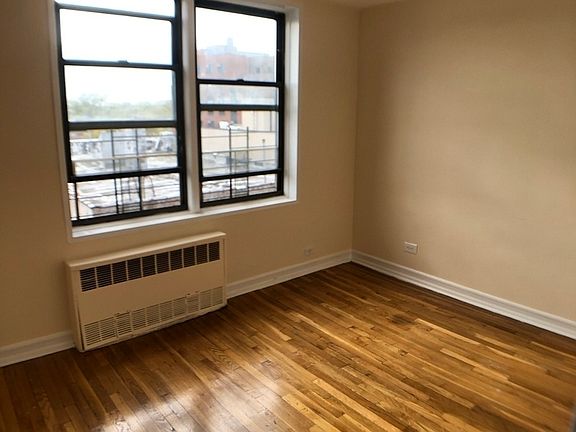 3rd image of 460 E 21st St #60