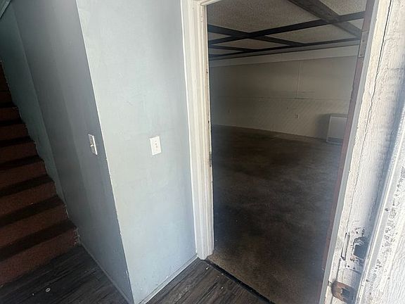2nd image of 619 4th St