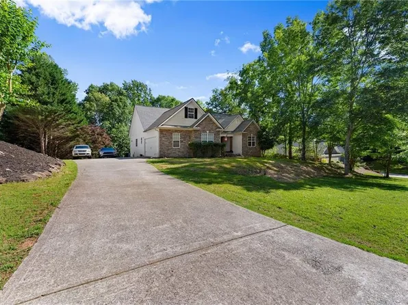 5995 Wellington Ave, Gainesville, GA 30506
