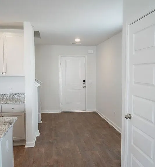 418 Coconut Dr — Photo 6