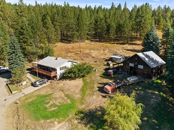 21914 N Travis Rd, Mead, WA 99021