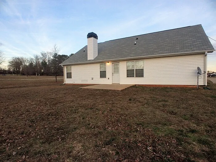 2266 Stroud Rd — Photo 17
