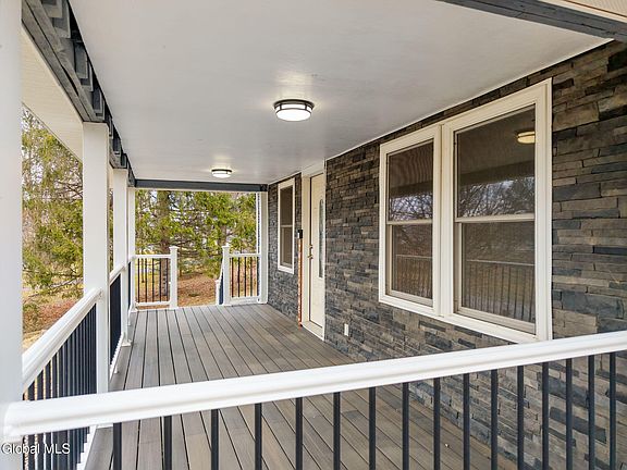 5th image of 38 Weatherwax Road