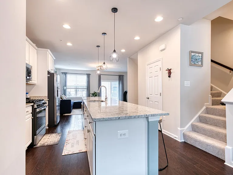 12925 Brickyard Blvd — Photo 8