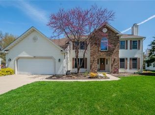 387 Armour Rd, Avon Lake, OH 44012