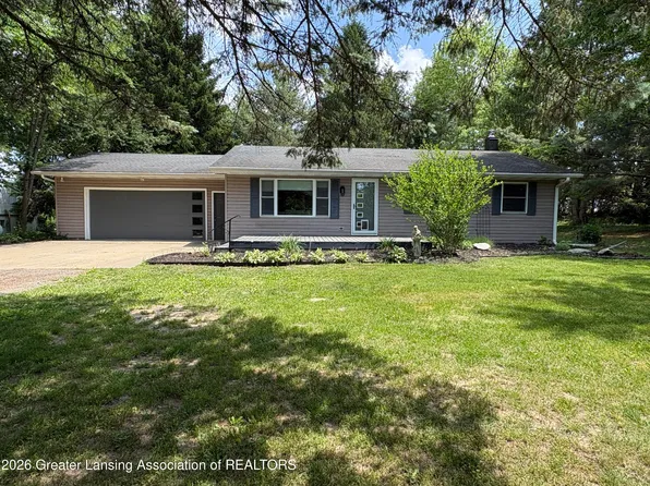 8809 Cook Rd, Olivet, MI 49076