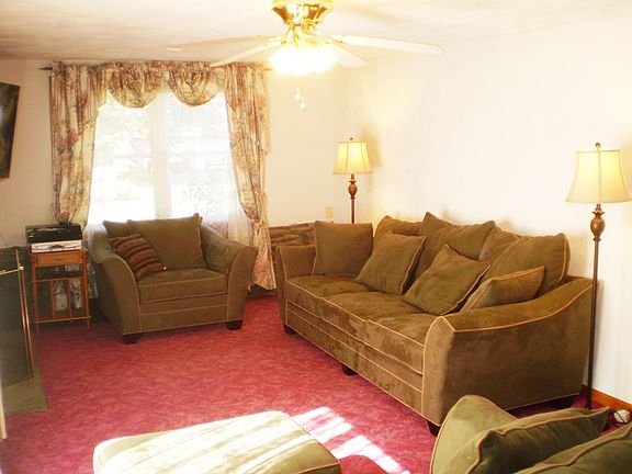 4th image of 417 Frey Ave