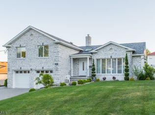 87 Holster Rd, Clifton, NJ 07013